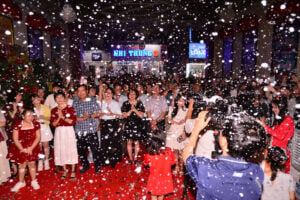 sự kiện giáng sinh năm mới fahasa