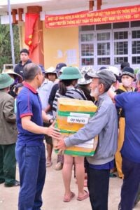 Fahasa cứu trợ đồng bào miền Trung