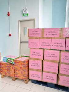 Fahasa cứu trợ đồng bào miền Trung